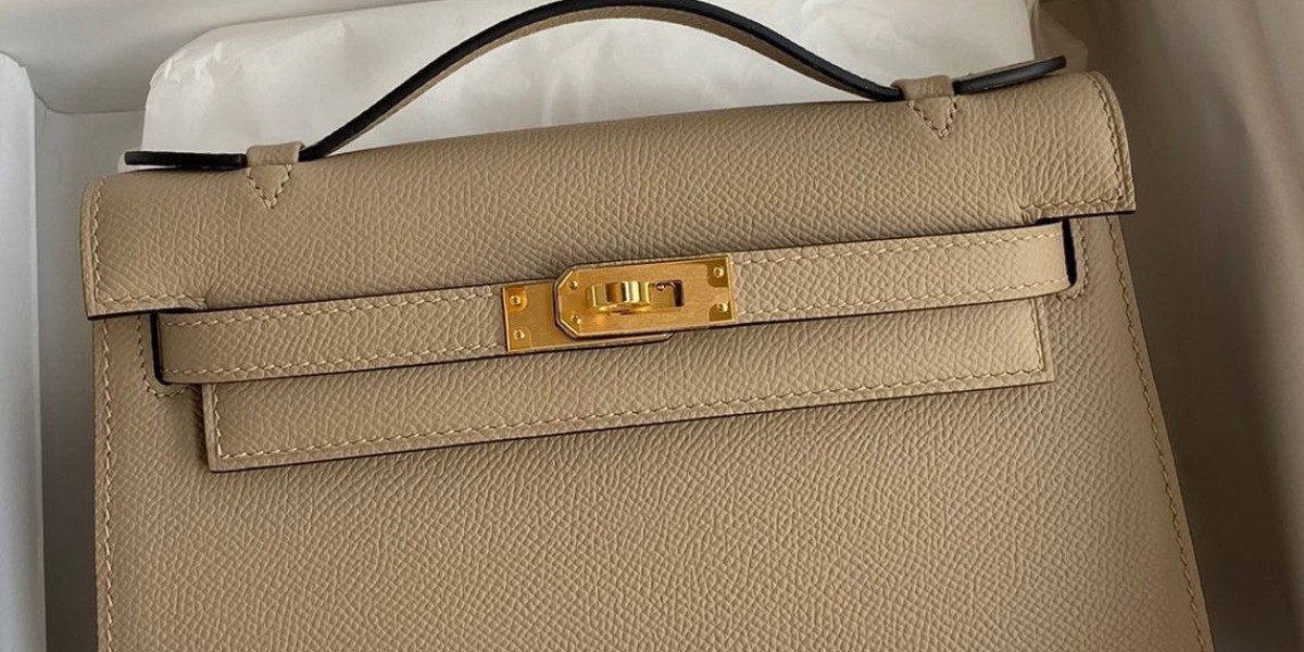 it Details like Hermes Bags On Sale a cuffed wrist can