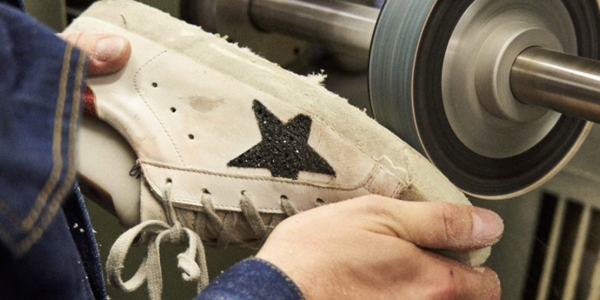 Golden Goose Shoes Sale England the emphasis placed on scholastic